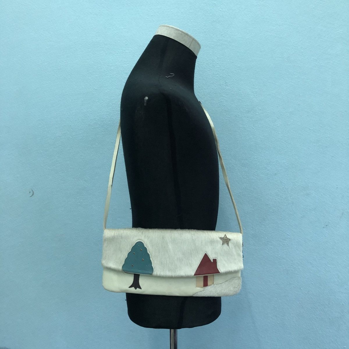 Tsumori Chisato TAUMORI CHISATO CARRY LEATHER HORSE CROSSBODY SLING BAG Size ONE SIZE - 12 Thumbnail