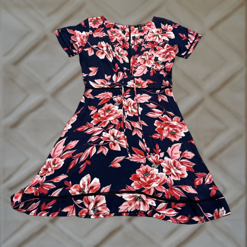 AQUA Aqua Floral Mini Dress Women M Navy Pink V-Neck Rayon Boho A-Line Short Sleeve Casual Beach Bohemian Flower Knit Pattern Multicolor Dress Size M / US 6-8 / IT 42-44 - 1 Thumbnail