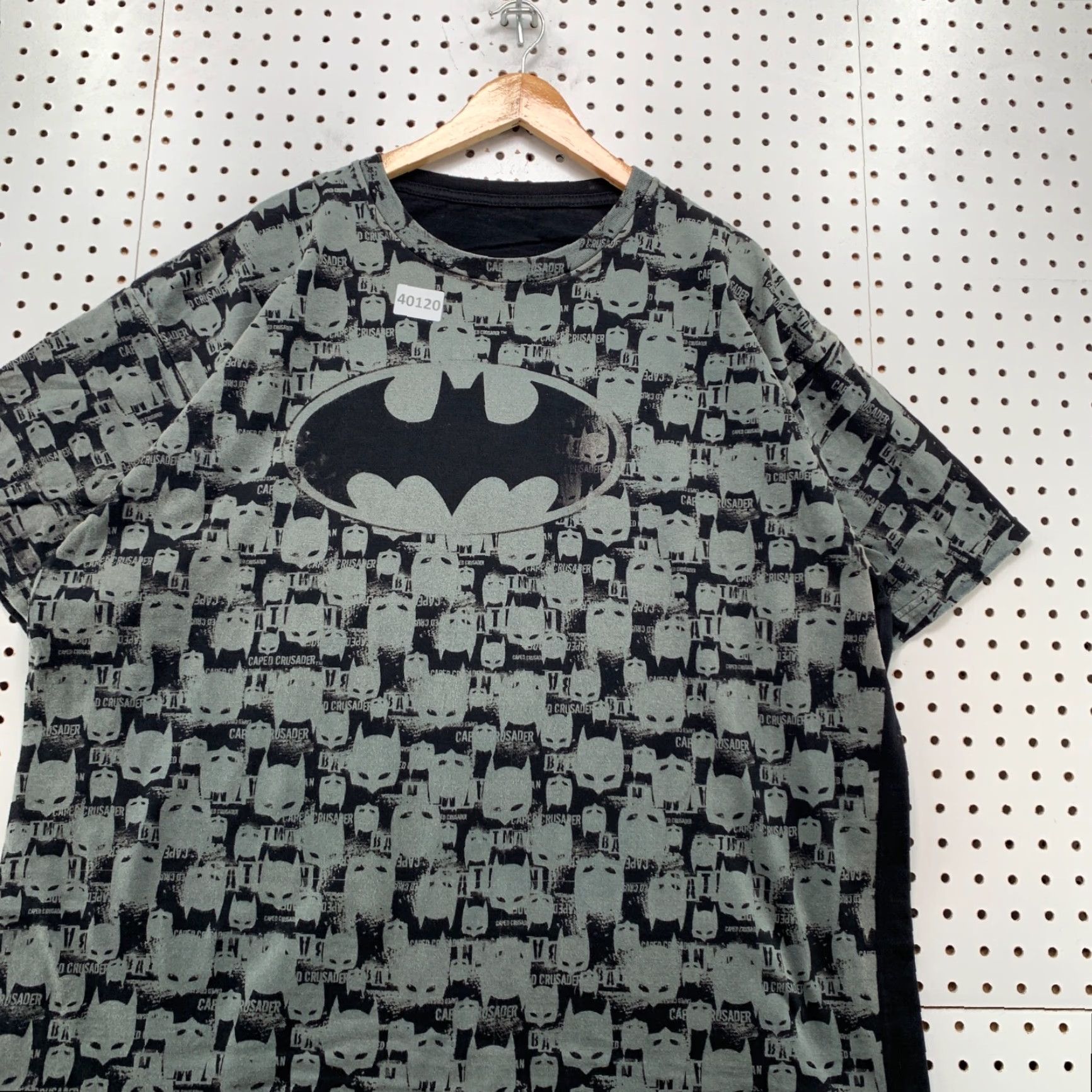 Gloverall VINTAGE Batman Caped Crusader AOP Shirt Mens 2XL Black Gray All Over Print Size US XXL / EU 58 / 5 - 5 Thumbnail