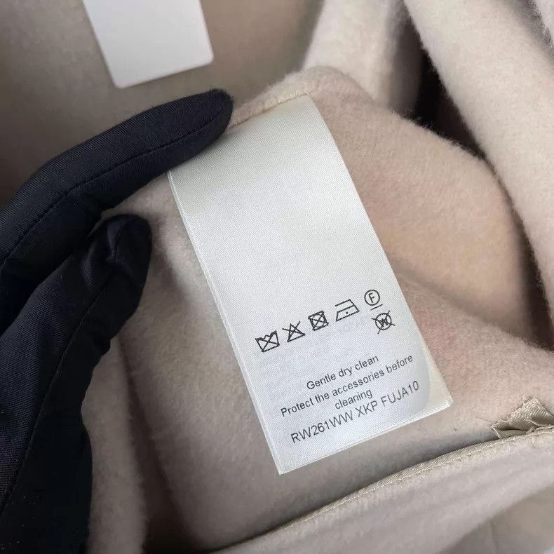Louis Vuitton Louis Vuitton Grace Coddington Monogram FW25 Cat Collectio Size S / US 4 / IT 40 - 8 Thumbnail
