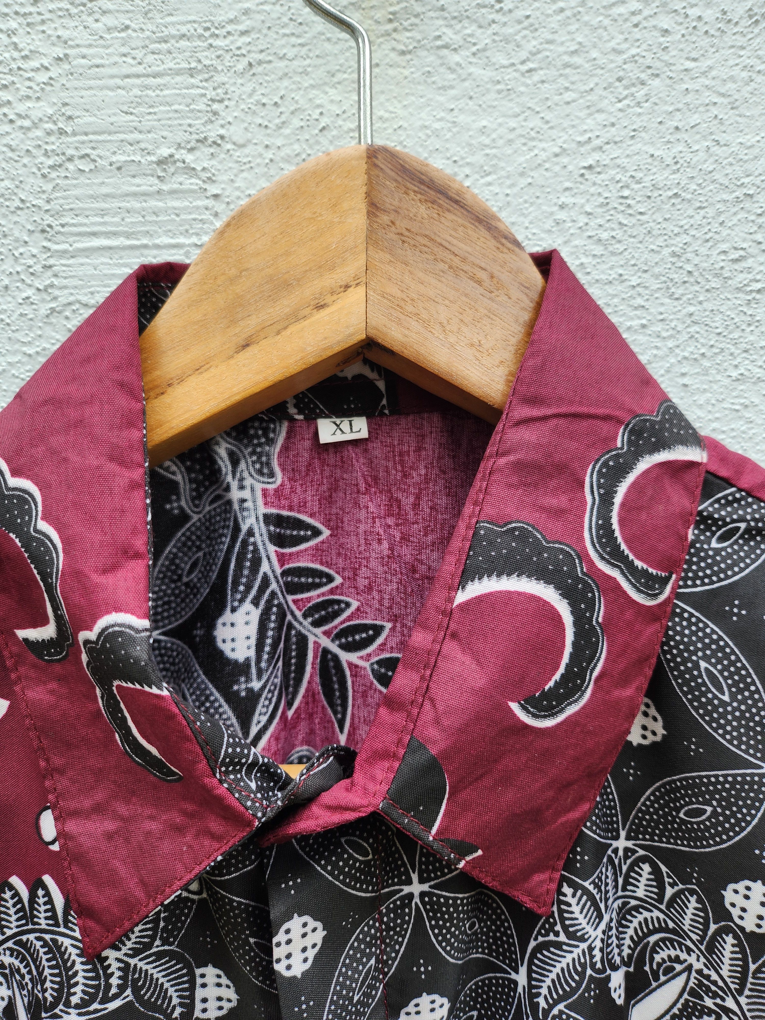 Batik Bay × Japanese Brand 💥Batik Motif Hawaiian Style Shirt Size US XL / EU 56 / 4 - 7 Thumbnail