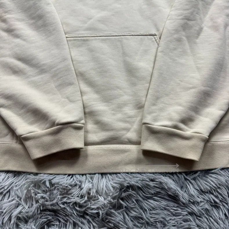 Balenciaga Balenciaga Back Logo Hoodie Size US S / EU 44-46 / 1 - 4 Thumbnail
