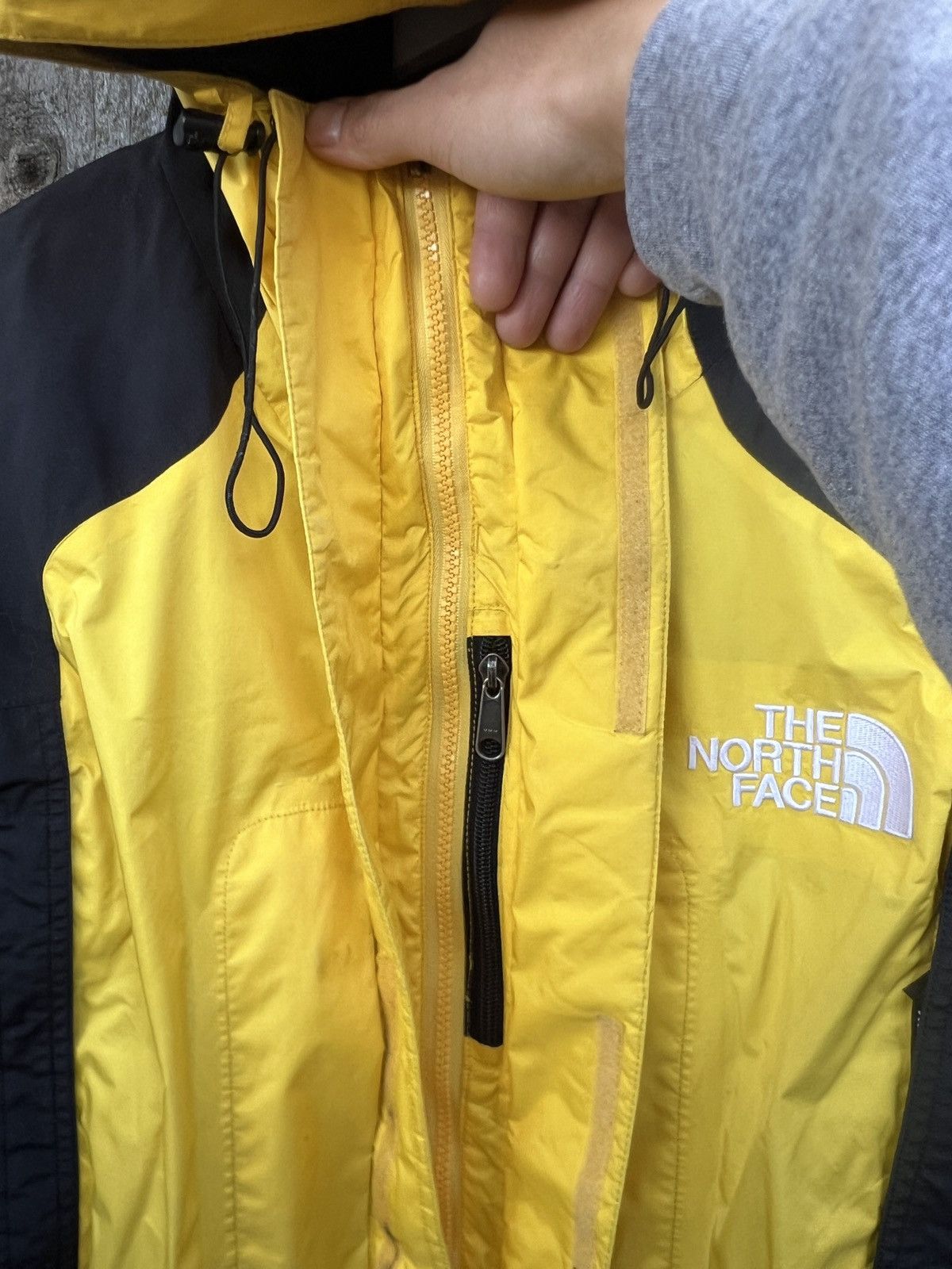 The North Face The North Face Gore-Tex Vintage Yellow Shell Size US L / EU 52-54 / 3 - 6 Thumbnail