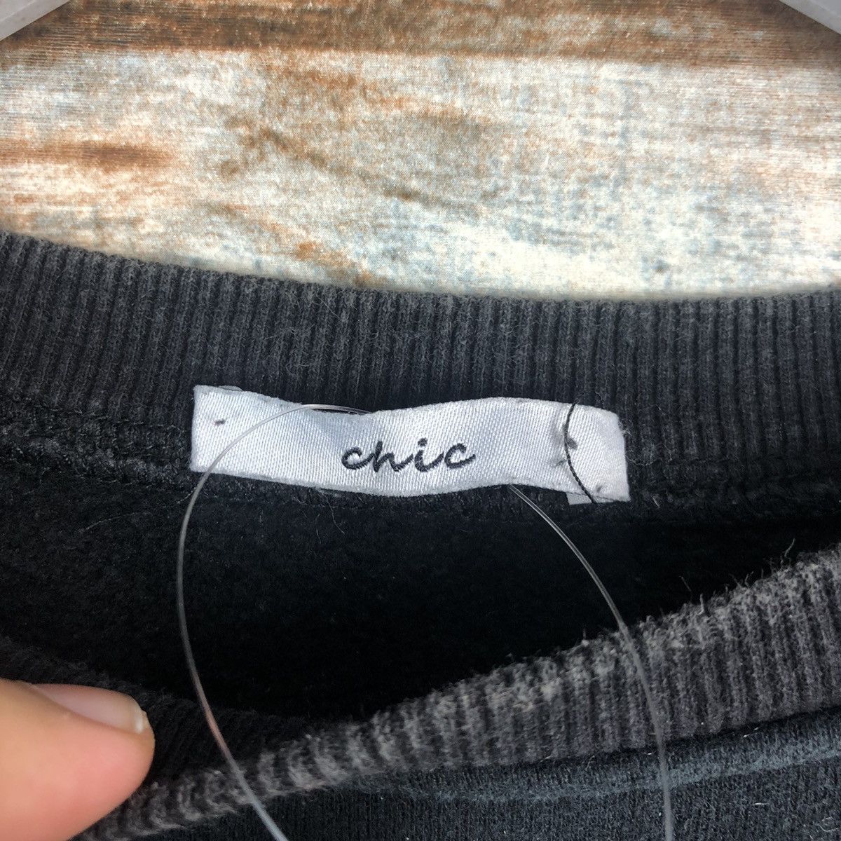 Japanese Brand Chic Dark Blue Sweatshirt #A1586 Size US S / EU 44-46 / 1 - 11 Thumbnail