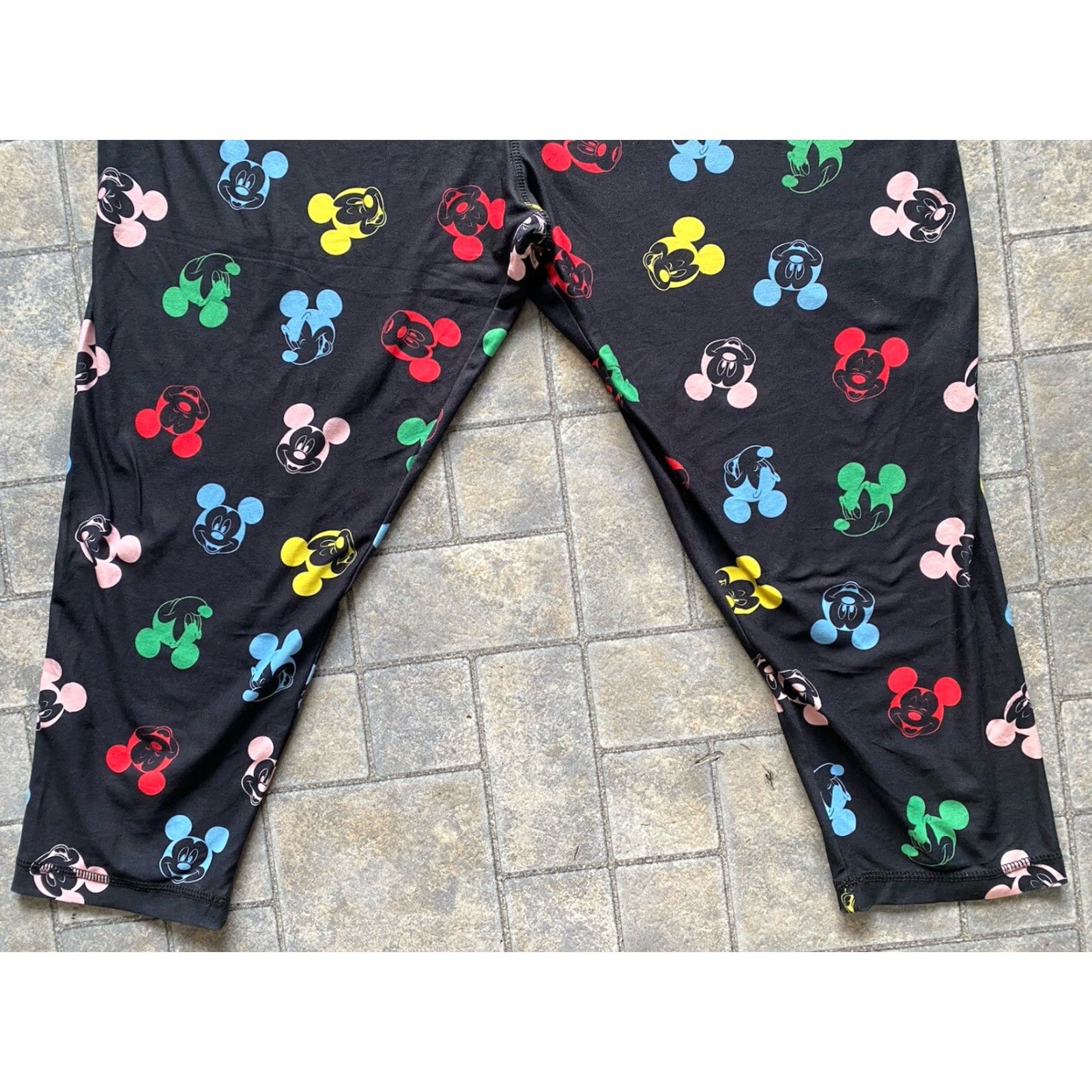 Disney Disney Mickey Mouse Leggings Women 1X Cropped Black Multicolor Size 40" / US 18 - 5 Thumbnail