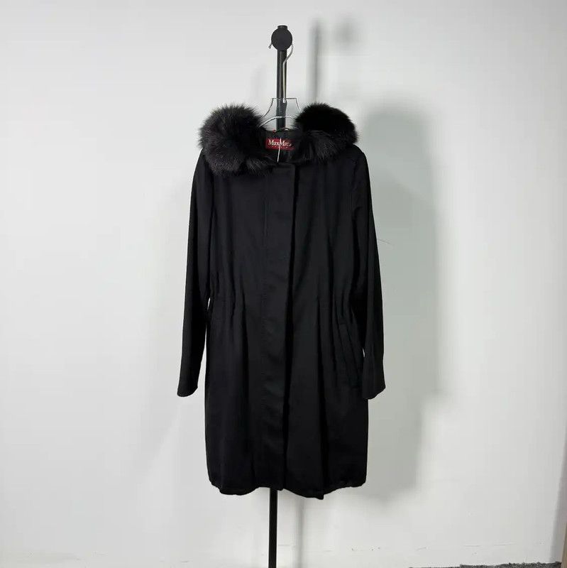 Max Mara MaxMara Black Cashmere Women's Coat 0089 Size S / US 4 / IT 40 - 1 Thumbnail