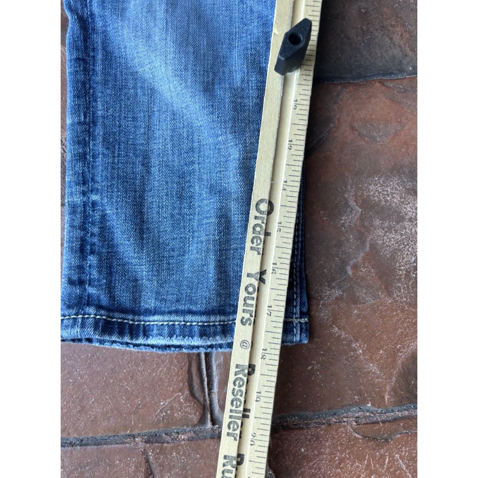Miss Me VINTAGE Miss Me Jeans Capri Embellished Rhinestones Jeans Women's 26 Blue Denim Distressed 5-Pocket Regular Fit Size 26" / US 2 / IT 38 - 8 Thumbnail