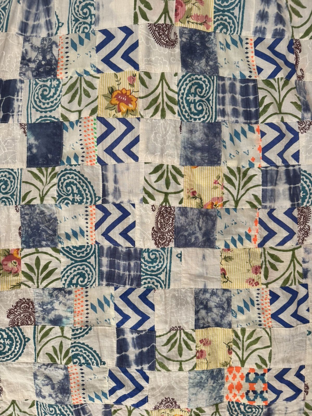 Engineered Garments Engineered Garments White Blue Patchwork Ethno Print Camp Size US XS / EU 42 / 0 - 20 Thumbnail