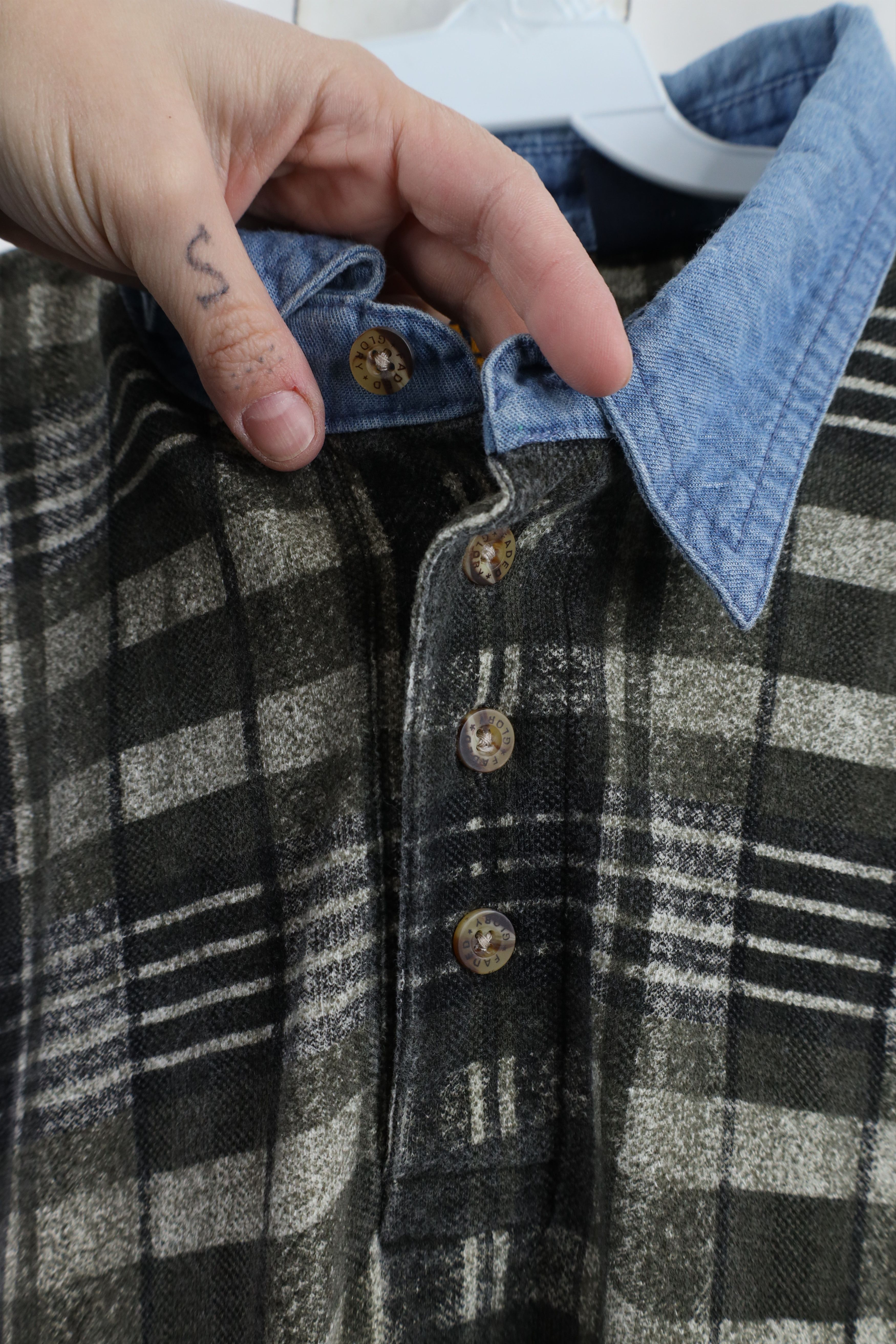 Vintage Vintage 90s Streetwear Fit Denim Collar Polo Shirt Plaid Size US XL / EU 56 / 4 - 4 Thumbnail