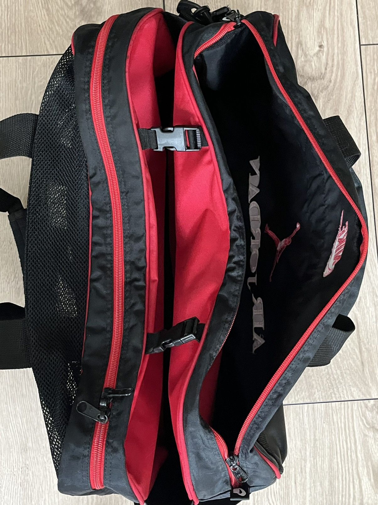 Jordan Brand Nike Air Jordan trainer duffle bag archive made in Korea Size ONE SIZE - 9 Thumbnail