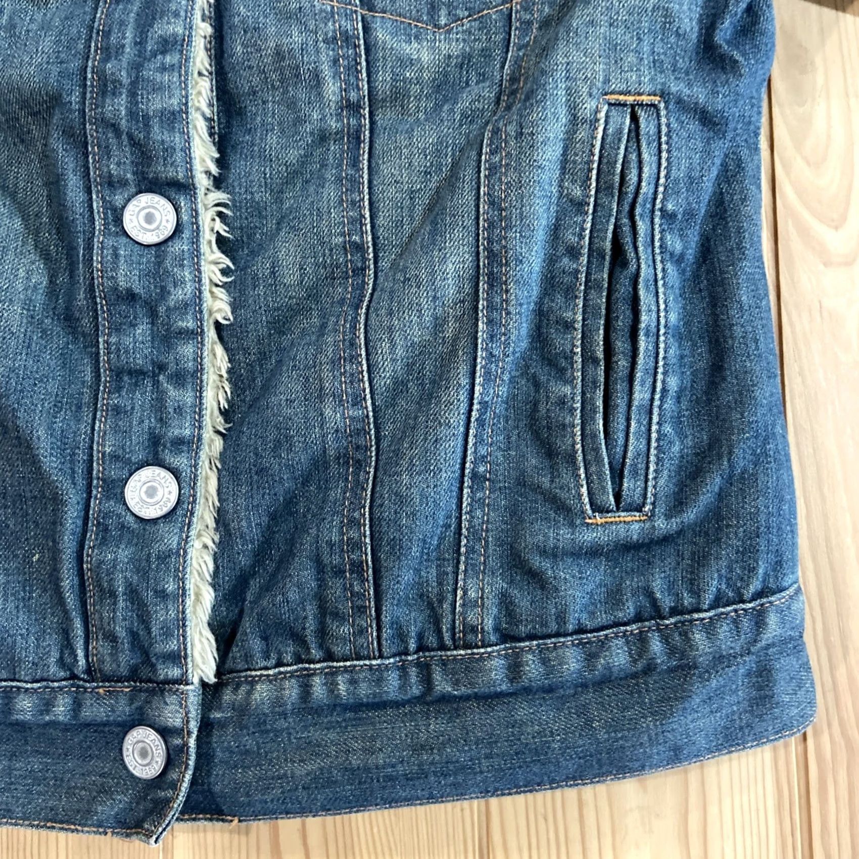 Gap VINTAGE GAP Denim Jacket Sherpa Lined Womens M Western Barn Trucker Blue Cozy Jacket/Cozy Blue? Size M / US 6-8 / IT 42-44 - 6 Thumbnail