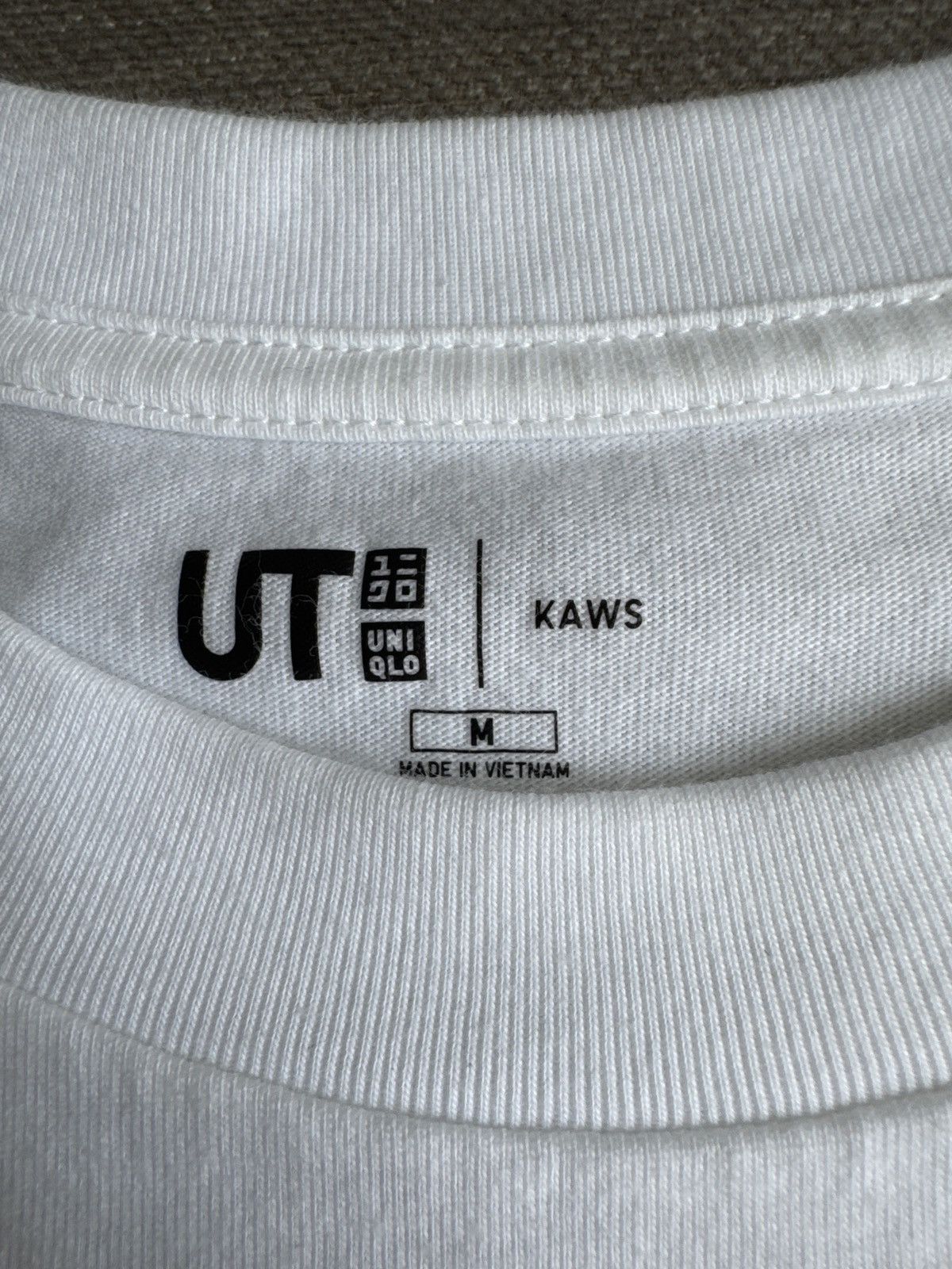 Kaws × Uniqlo Kaws + UT Graphic T-Shirt Size US M / EU 48-50 / 2 - 2 Thumbnail