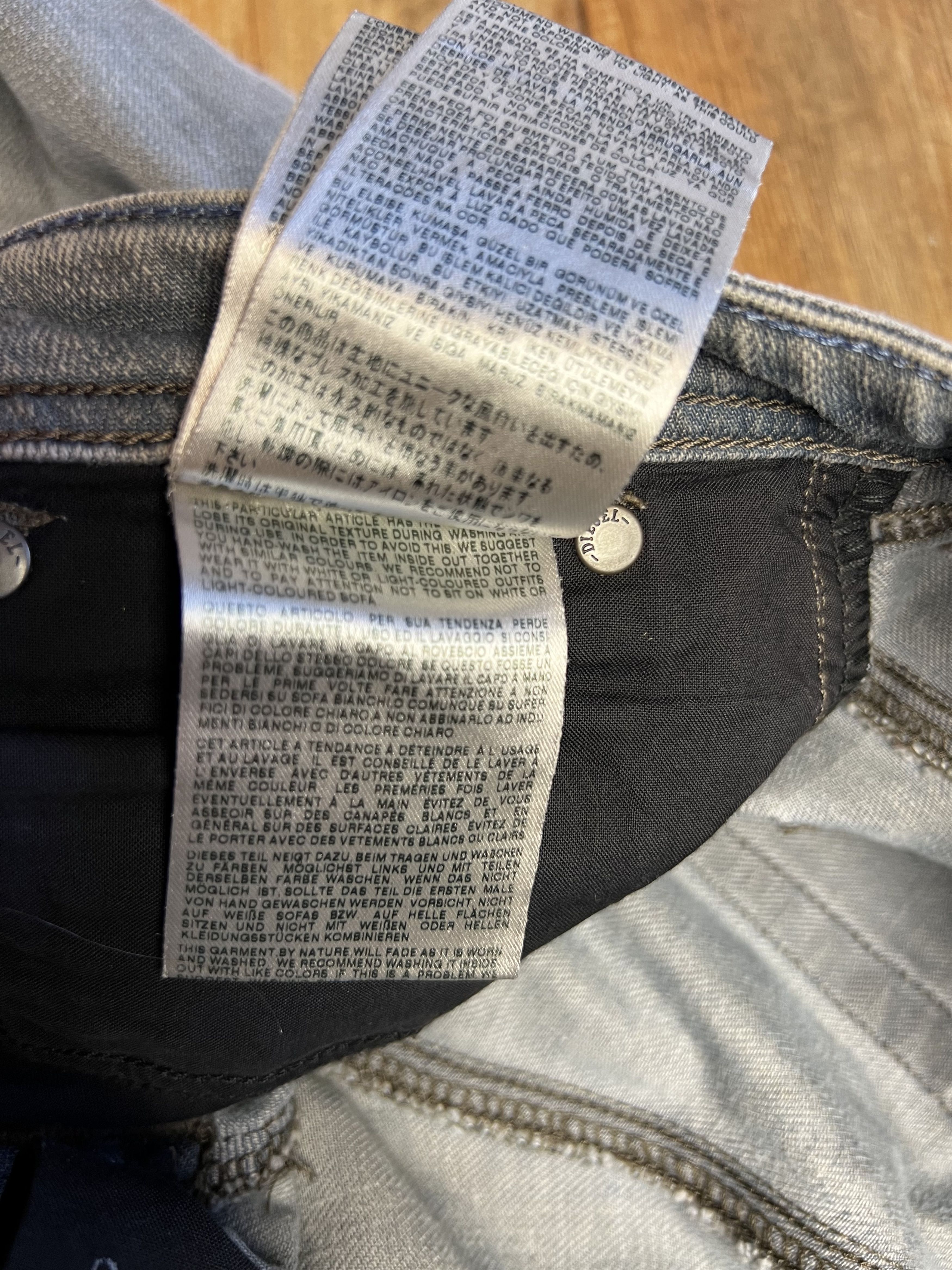 Diesel Vintage Diesel Denim Wash 0886A Stretch Shioner Jeans Size US 30 / EU 46 - 12 Thumbnail