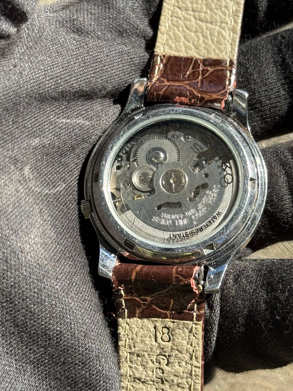 Seiko Seiko 5 Japan Made Automatic 21 Jewels SNKE01J1 Size 36 - 12 Thumbnail