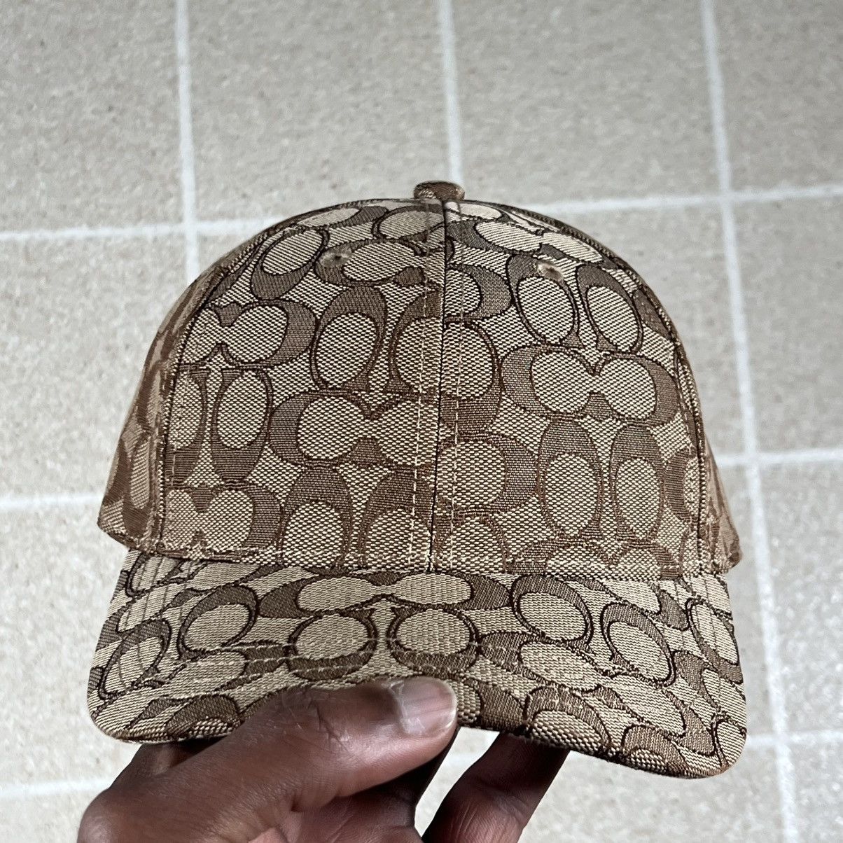 Coach COACH ALLOVER SIGNATURE LOGO JACQUARD BASEBALL/GOLF CAP HAT Size ONE SIZE - 1 Thumbnail