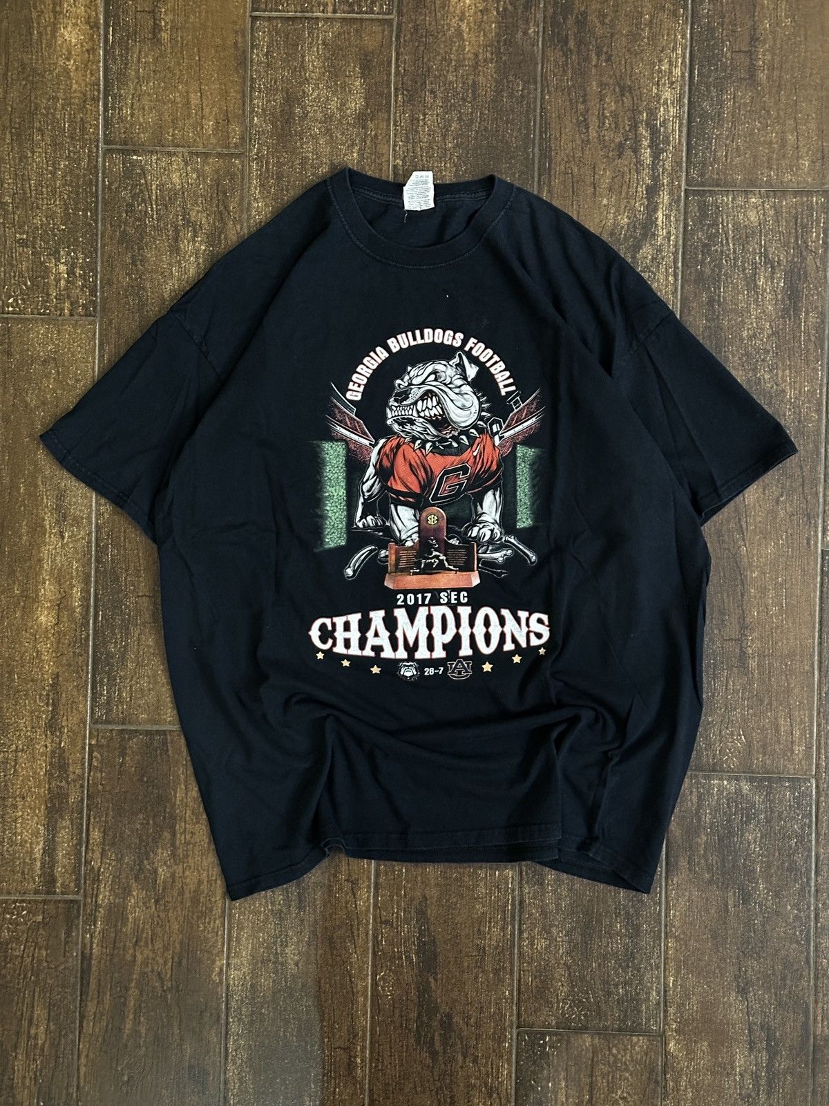 NCAA Georgia Bulldogs 2017 SEC Champions Tee Size US XXL / EU 58 / 5 - 1 Thumbnail