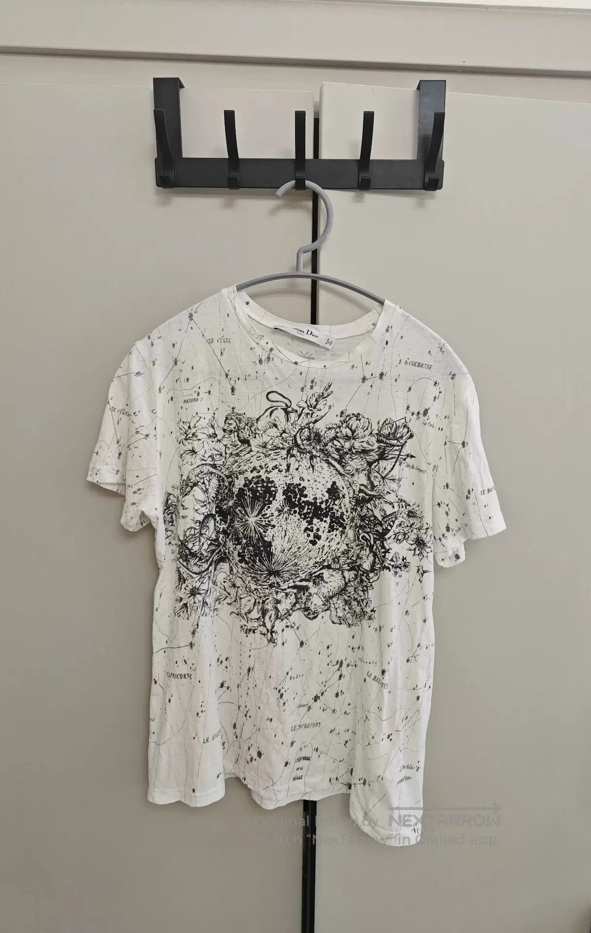 Dior dior watercolor constellation t-shirt size s. Size US S / EU 44-46 / 1 - 1 Thumbnail