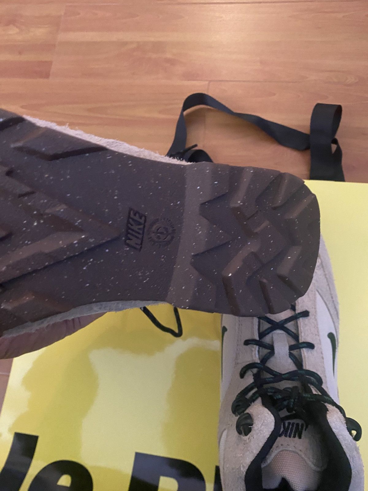 Nike ACG Nike ACG Torre Mid Waterproof Hemp Sanddrift Black Gorge Size US 11.5 / EU 44-45 - 9 Thumbnail