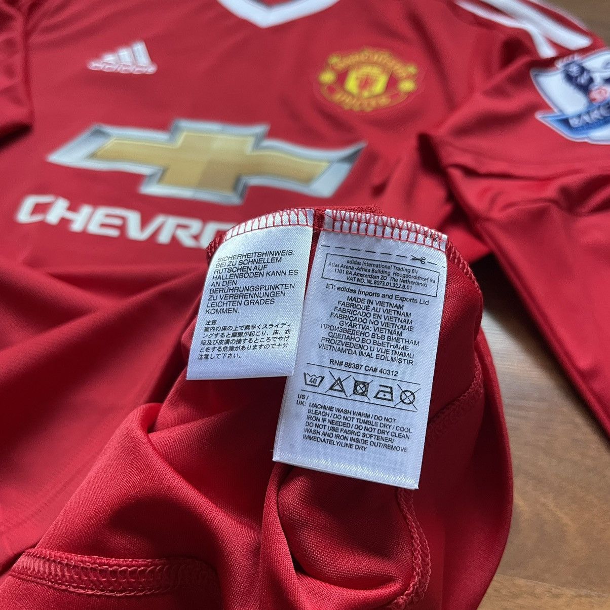 Adidas × Vintage MANCHESTER UNITED ADIDAS 2015/2016 SOCCER JERSEY #10 ROONEY Size US S / EU 44-46 / 1 - 12 Thumbnail