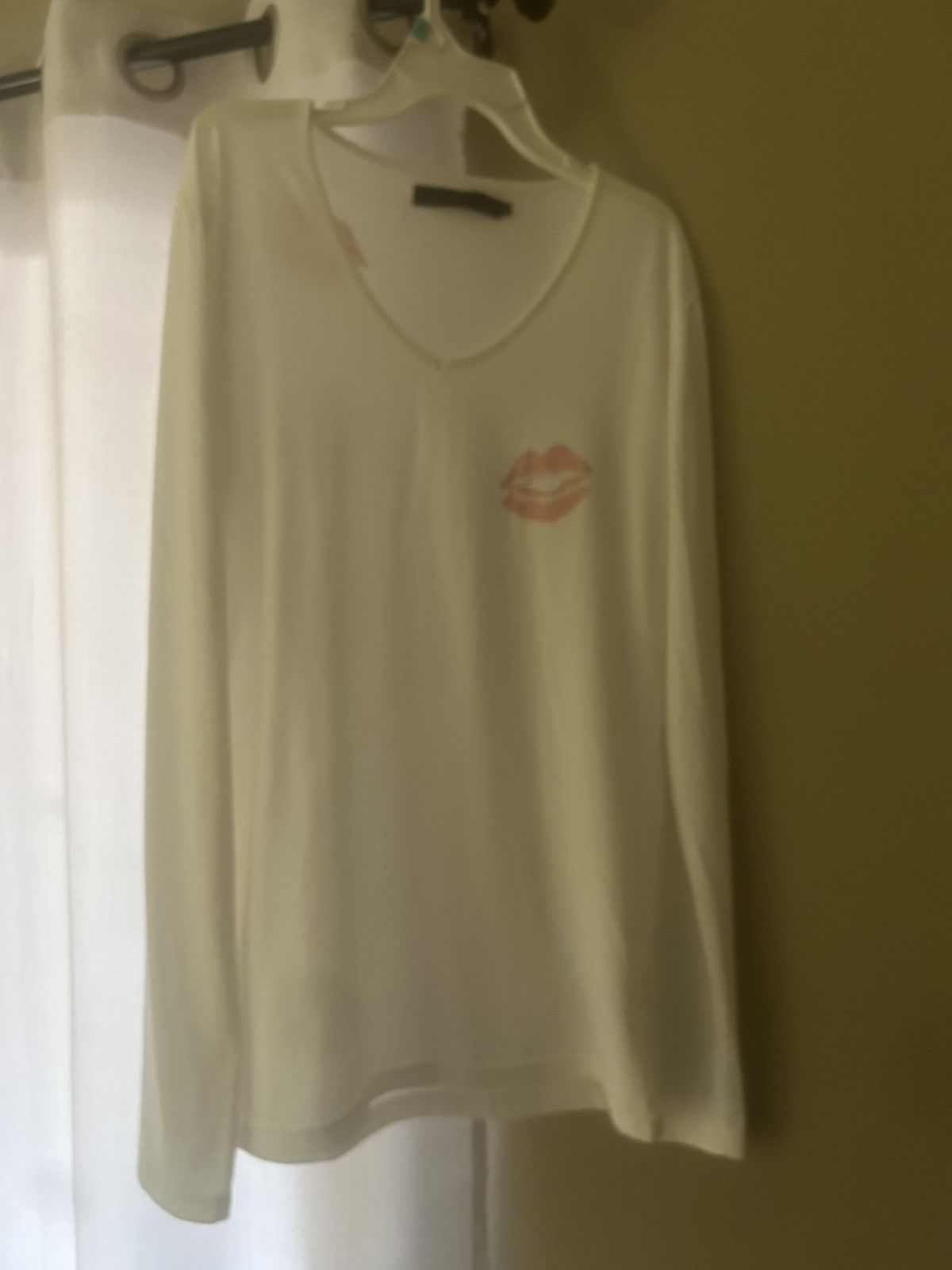 Other Japanese kiss mark top💋 Size US S / EU 44-46 / 1 - 1 Thumbnail