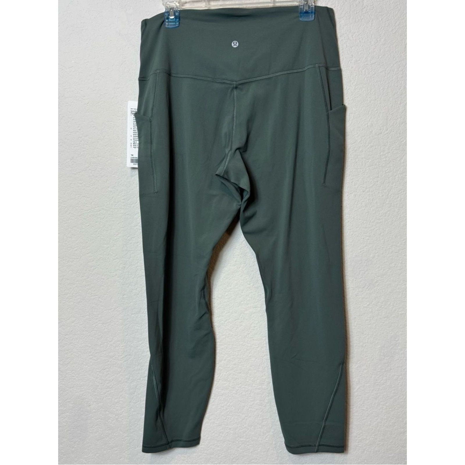 Lululemon Lululemon Align HR Pant 25” Pockets Palm Deco Green Sz 14 Size 36" / US 14 / IT 50 - 5 Thumbnail