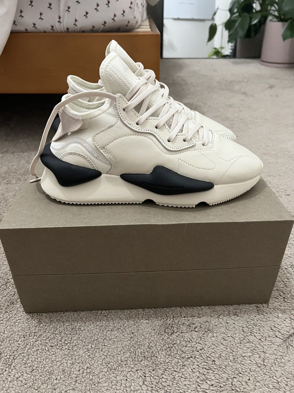 Y-3 Adidas Y-3 Kaiwa Cream White Black Size US 7.5 / EU 40-41 - 1 Thumbnail