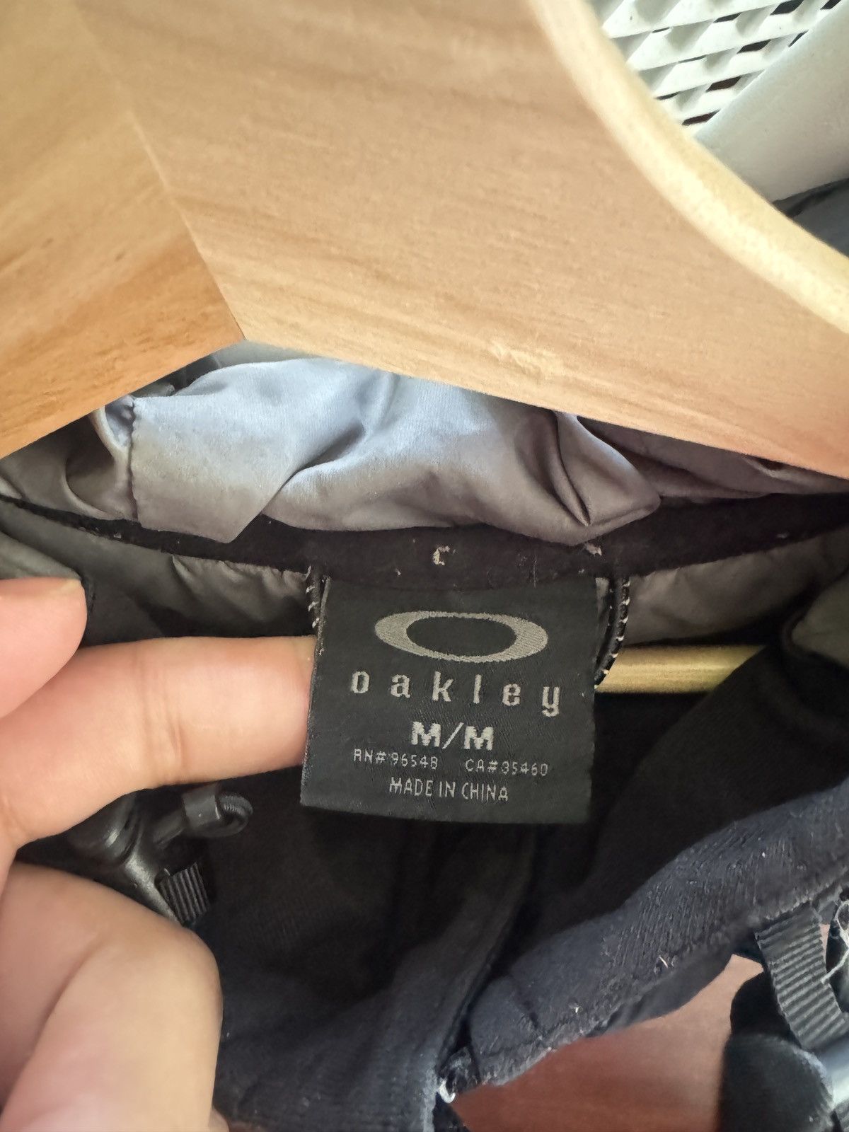 Oakley Hooded Puffer Vest Size US M / EU 48-50 / 2 - 3 Thumbnail