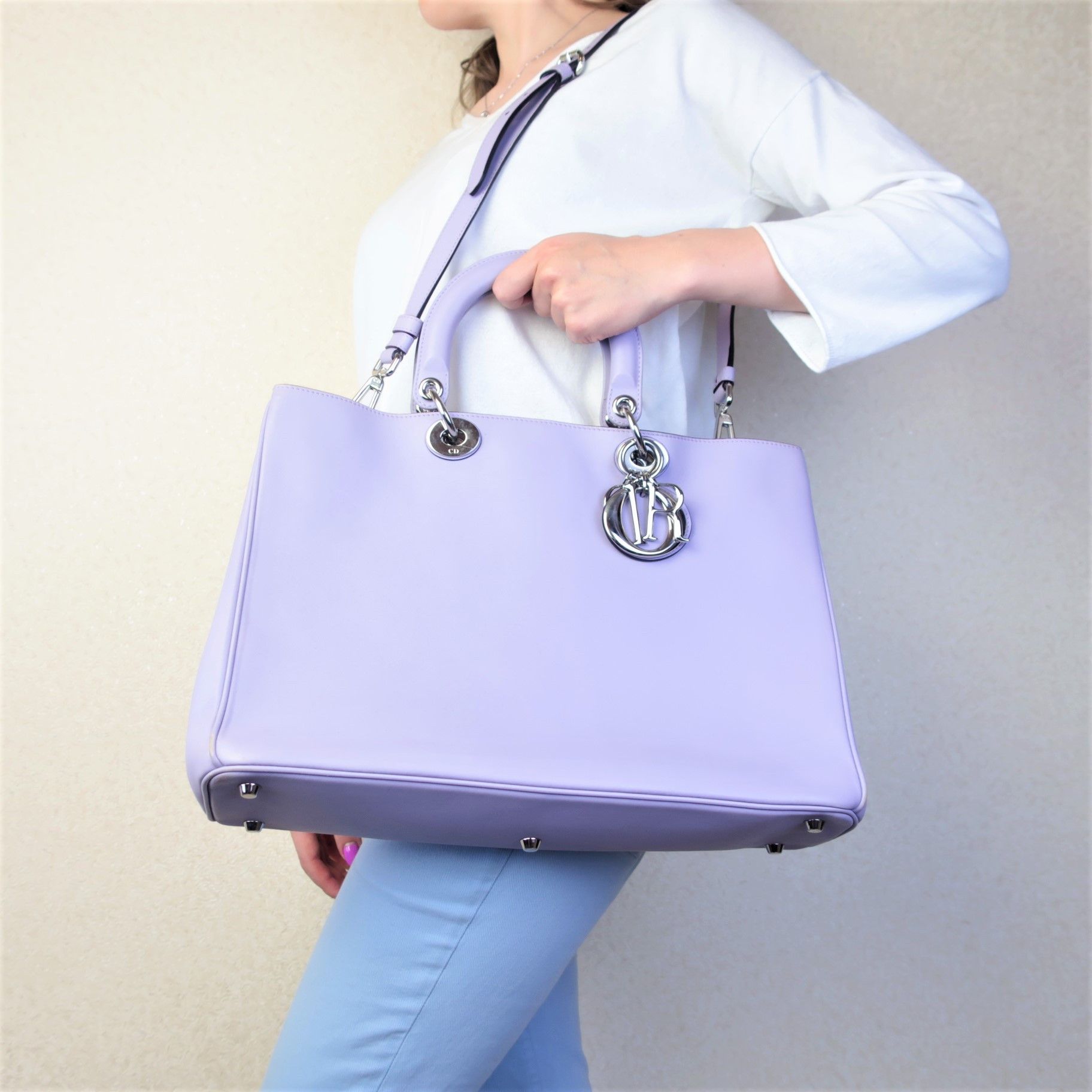 Dior Christian Dior Limited Edition Large Lilac Diorissimo Size ONE SIZE - 1 Thumbnail