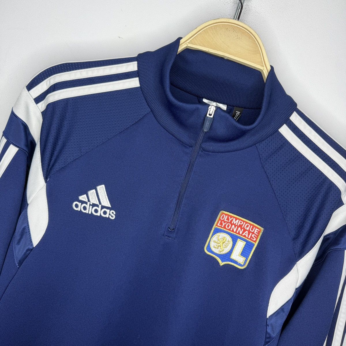 Adidas Adidas Olimpique Lyonnais Track Jacket Sweatshirt Vintage Size US L / EU 52-54 / 3 - 4 Thumbnail