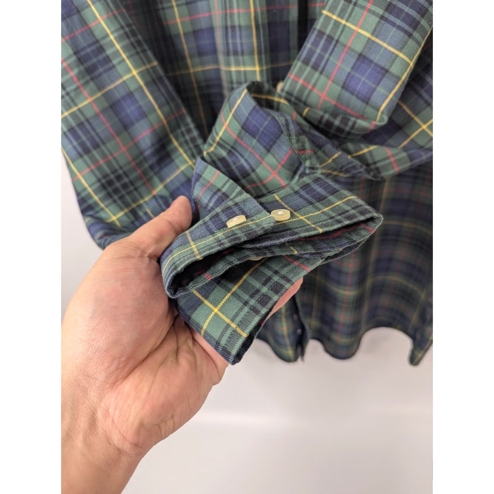 Jos. A. Bank Jos. A. Bank Traveler Mens Large Black Plaid Long Sleeve Button-Down Shirt Size US L / EU 52-54 / 3 - 3 Thumbnail