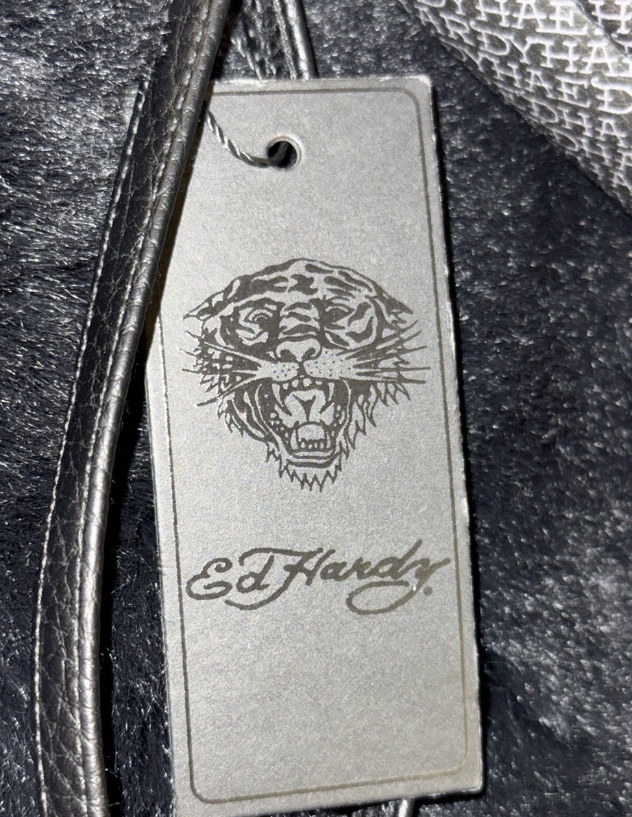 Ed Hardy Ed Hardy Rhinestone Tiger Crossbody Wallet New w Tag Size ONE SIZE - 5 Thumbnail
