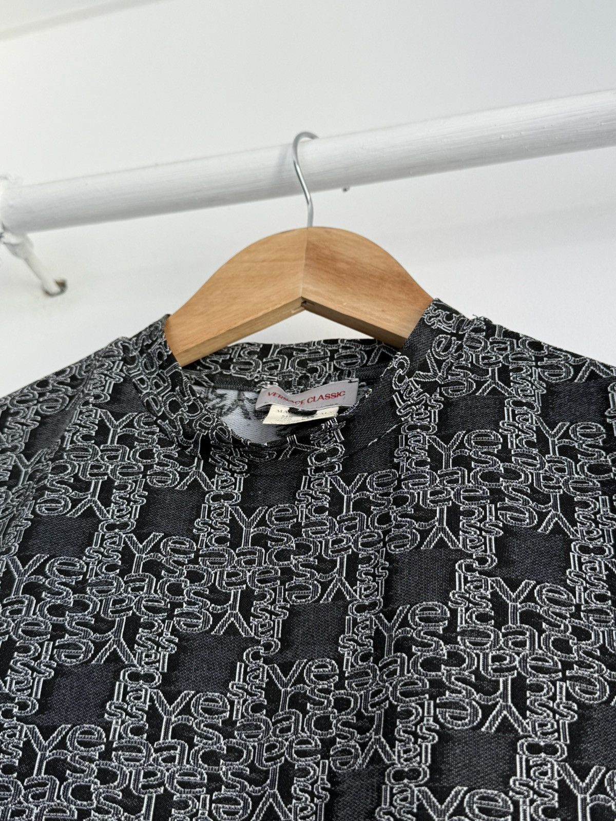 Versace × Vintage Rare Versace Classic Vintage Monogram T-Shirt Size US M / EU 48-50 / 2 - 6 Thumbnail