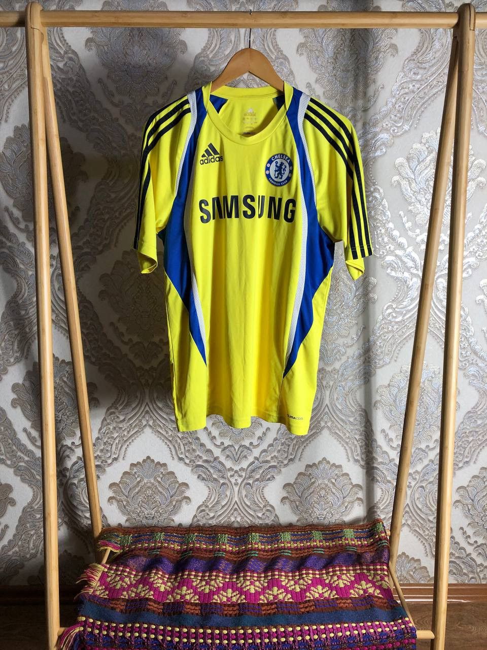 Adidas VINTAGE ADIDAS FC CHELSEA LONDON ENGLAND SOCCER JERSEY RETRO Size US XL / EU 56 / 4 - 1 Thumbnail