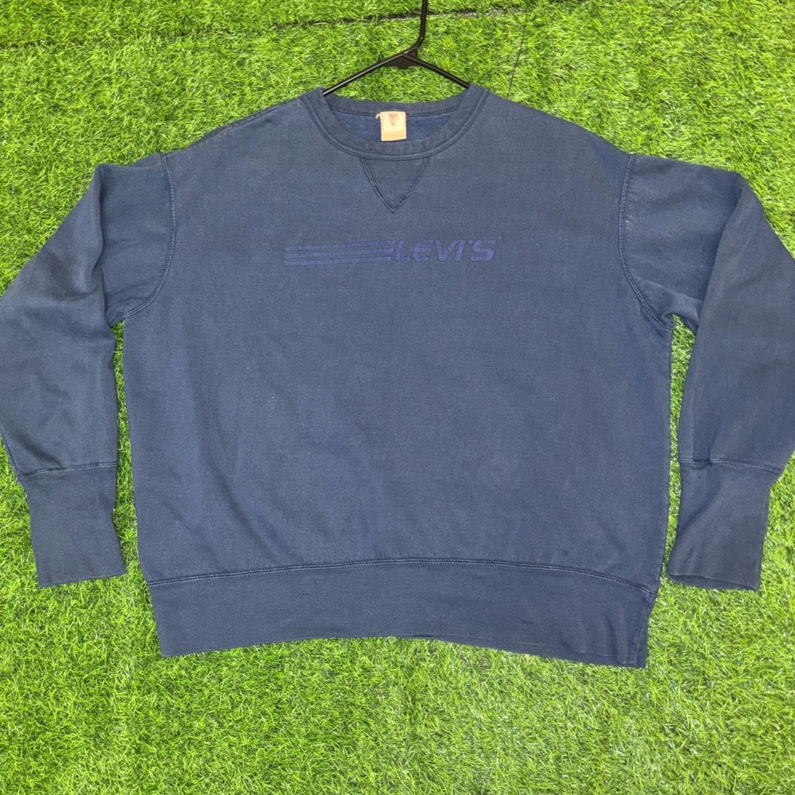 Levi's Women's Vintage Navy Levi's Crewneck Sweatshirt Size L / US 10 / IT 46 - 1 Thumbnail
