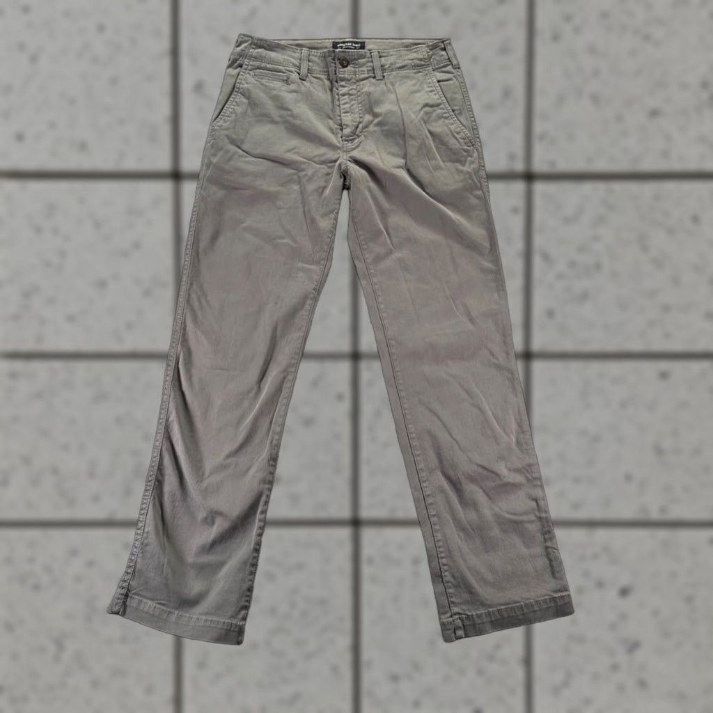 VINTAGE American Eagle Outfitters Chino Pants Mens 31x32 Casual