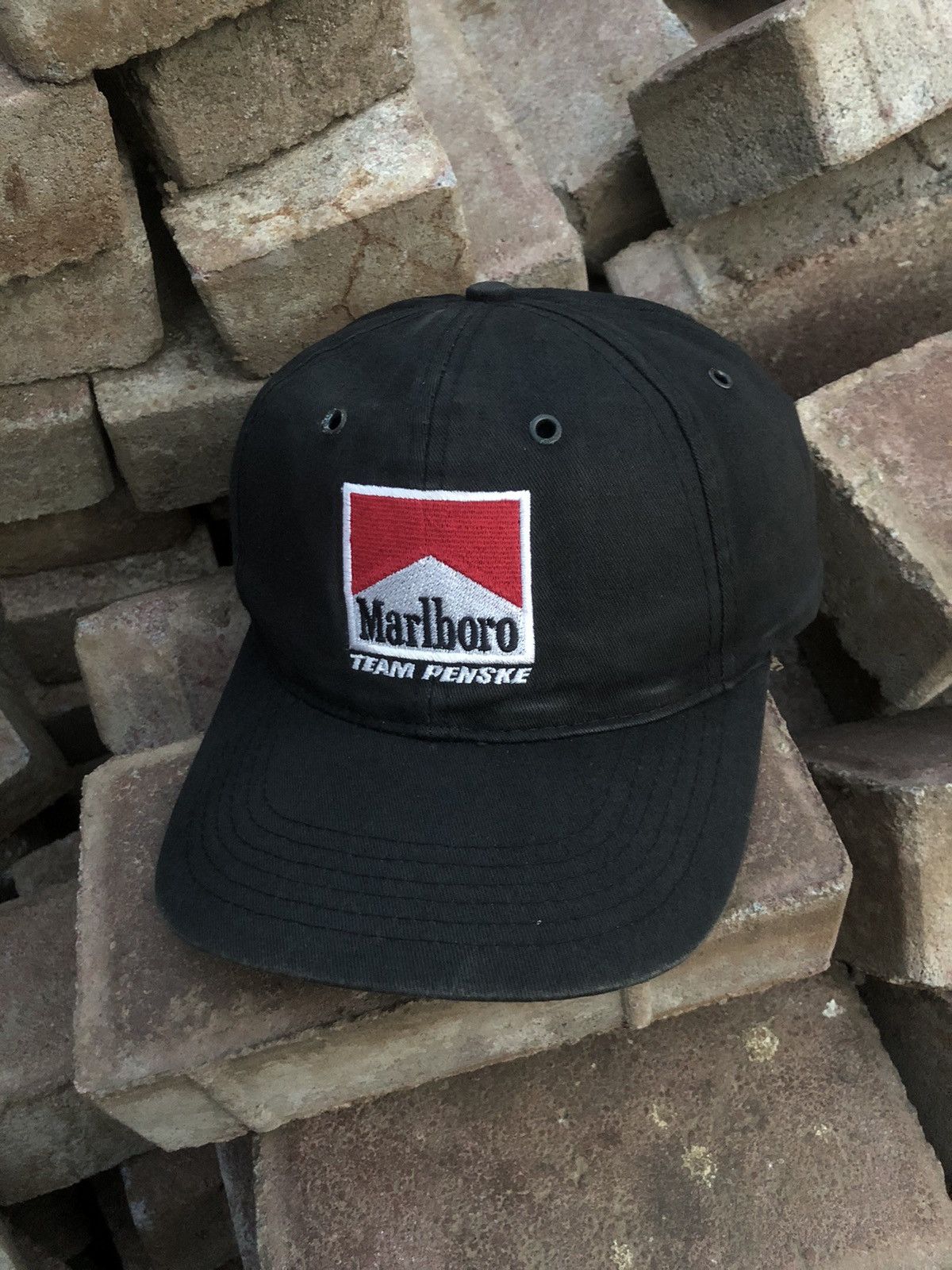 Marlboro Rare Vintage Marlboro F1 Team Penske Sunfading Cap Size ONE SIZE - 1 Thumbnail