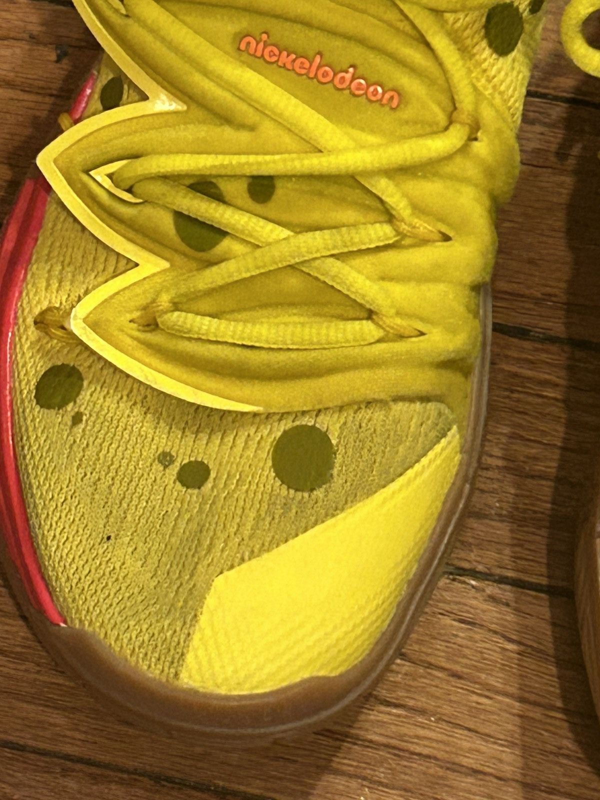 Nike Nike SpongeBob SquarePants x Kyrie 5 Size US 7.5 / EU 40-41 - 6 Thumbnail