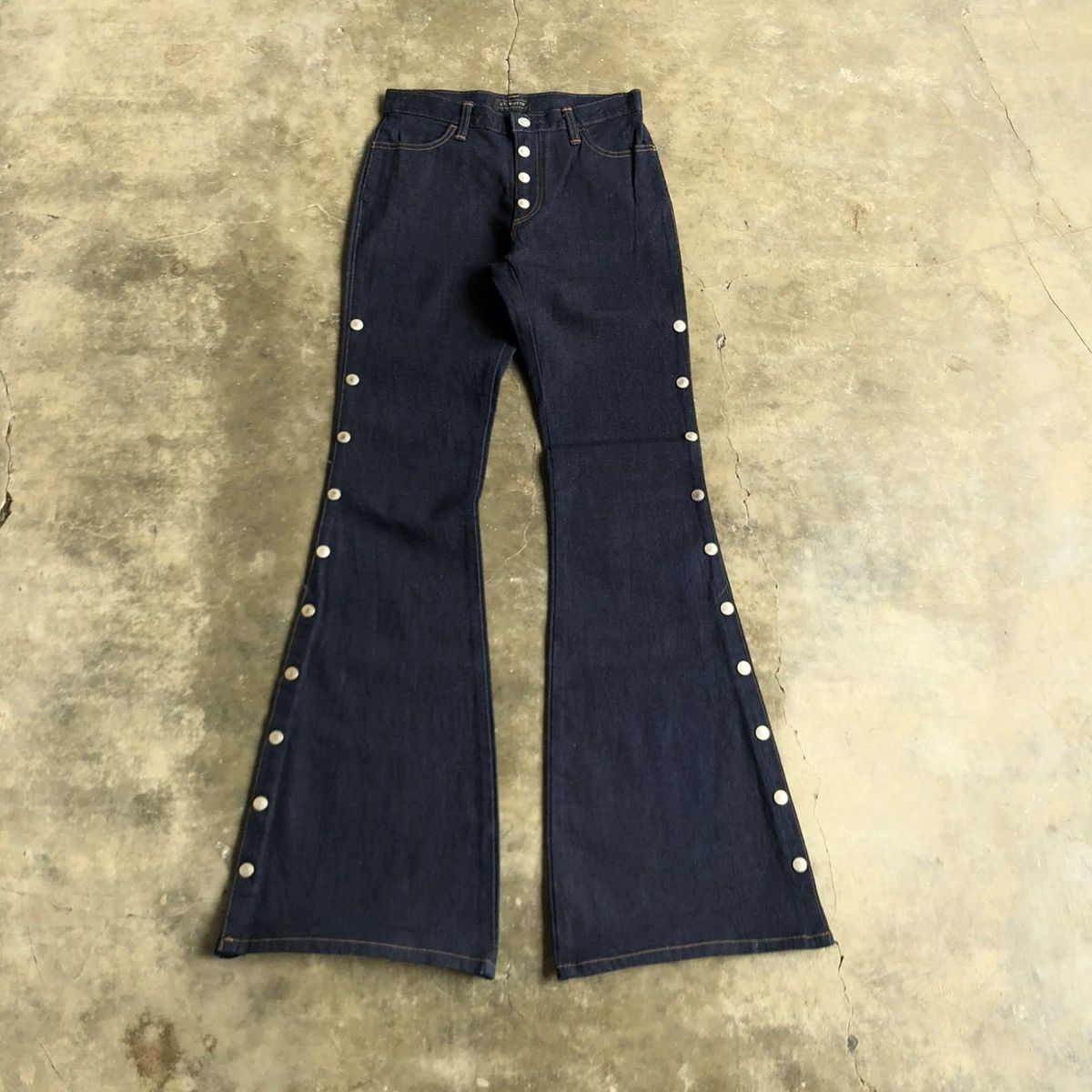 14th Addiction 2000s Et-Boite Button Raw Denim Flared Jeans Lgb Size US 26 / EU 42 - 1 Thumbnail