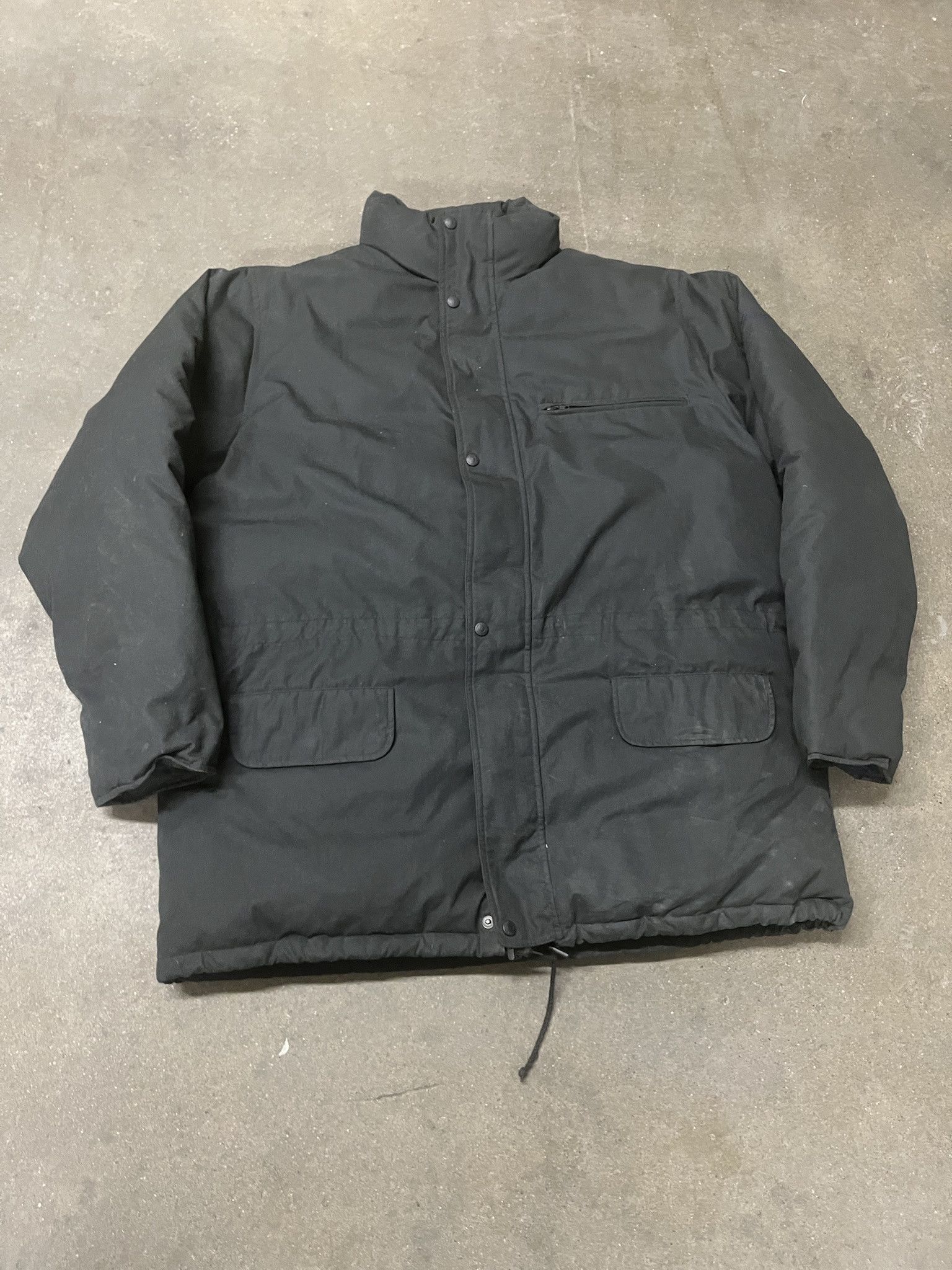 Eddie Bauer × Vintage Vintage 2000s Eddie Bauer Black Puffer Jacket Size XL Size US XL / EU 56 / 4 - 1 Thumbnail