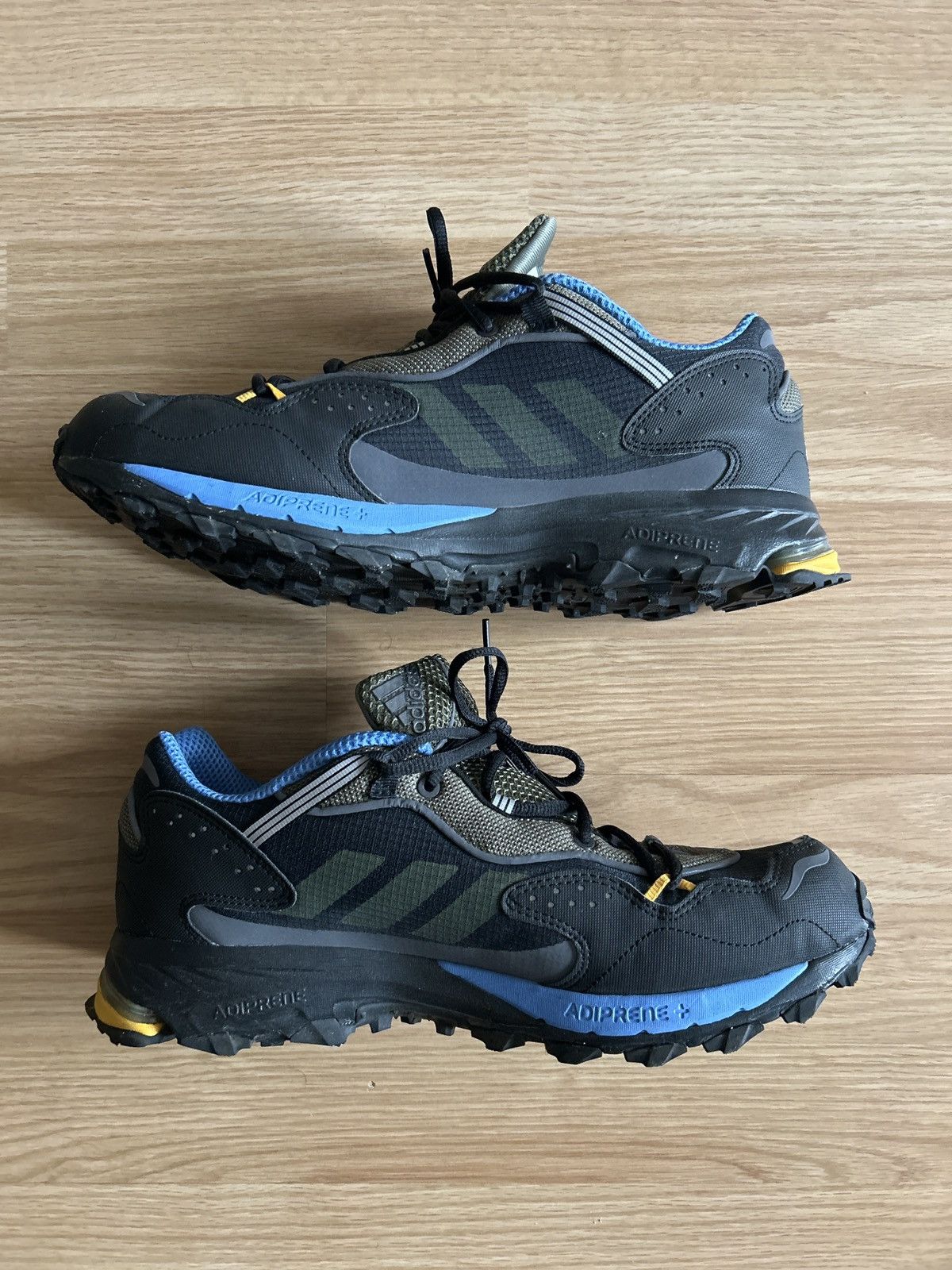 Adidas Adidas Response Hoverturf Size US 12 / EU 45 - 2 Thumbnail