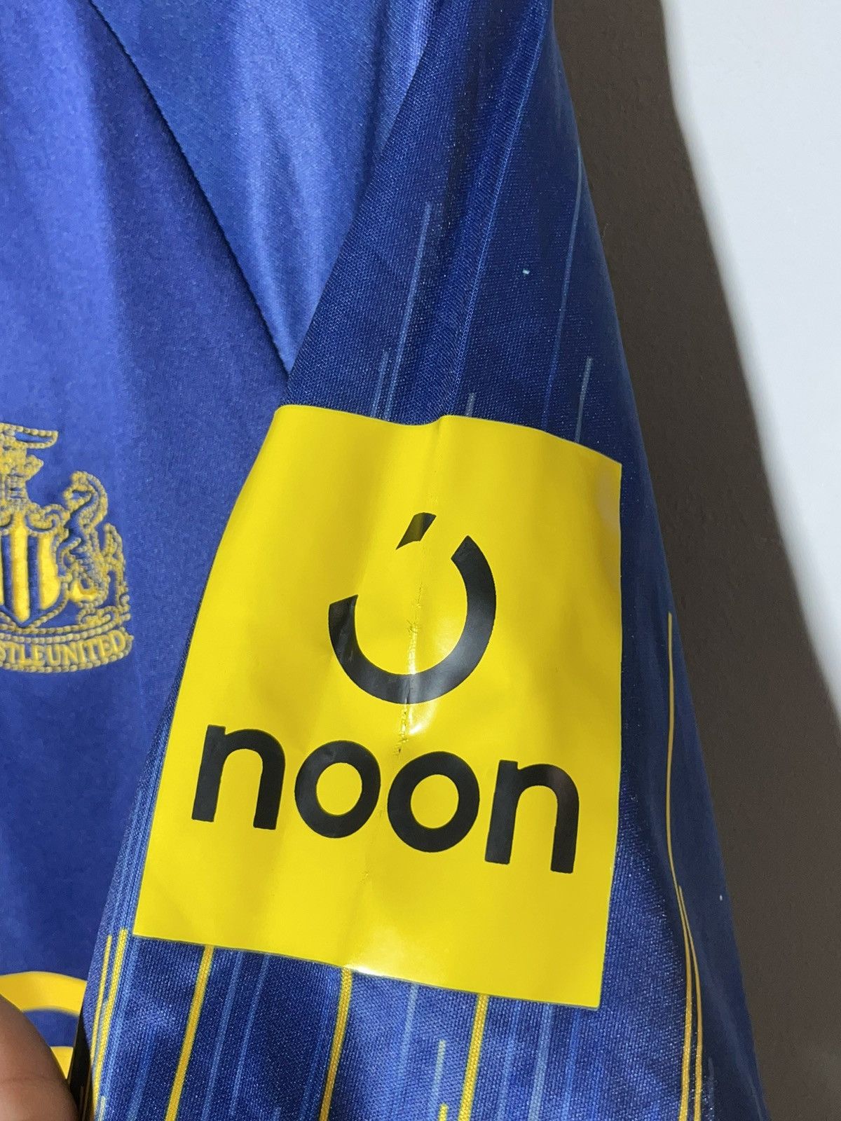 Other Newcastle United 2022/23 Away Y2k Streetwear Football Shirt Size US XL / EU 56 / 4 - 7 Thumbnail