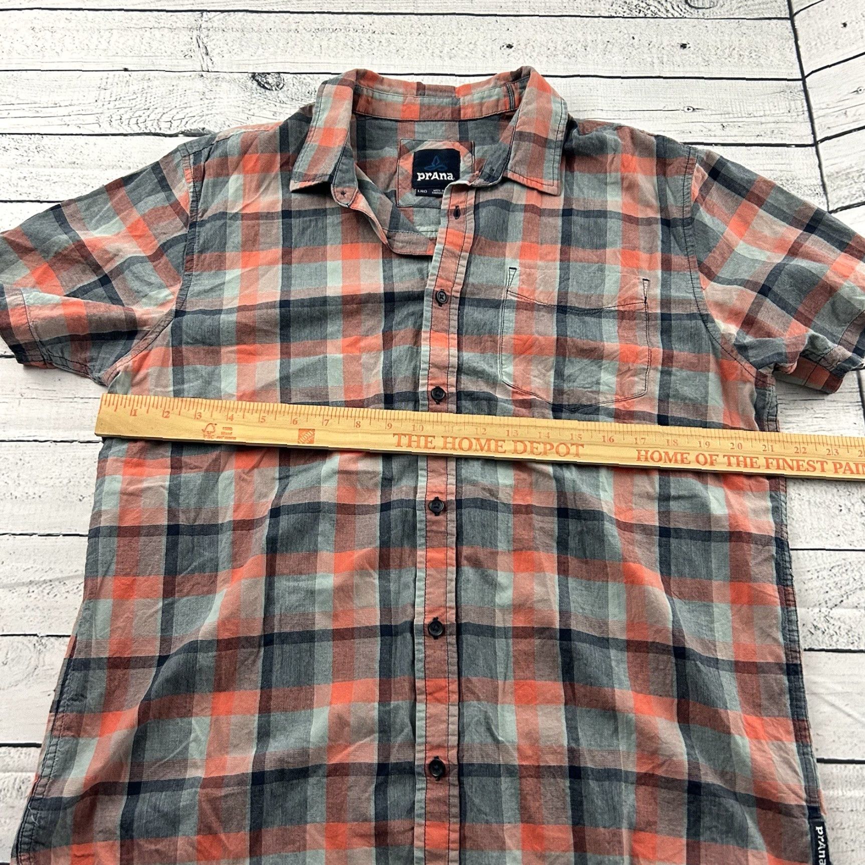 Prana PrAna Short Sleeve Plaid Button Front Shirt Men's Large Blue Gray Red Size US L / EU 52-54 / 3 - 4 Thumbnail