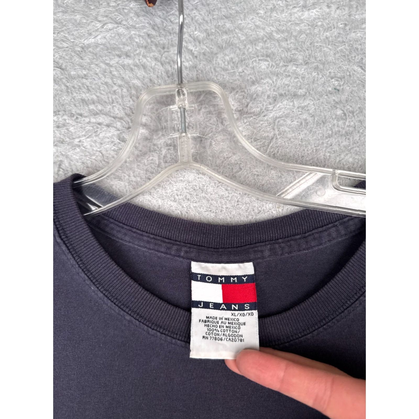 Tommy Hilfiger Tommy Hilfiger Jeans Shirt Adult XL Blue Long Sleeve Crew Cotton Size US XL / EU 56 / 4 - 7 Thumbnail