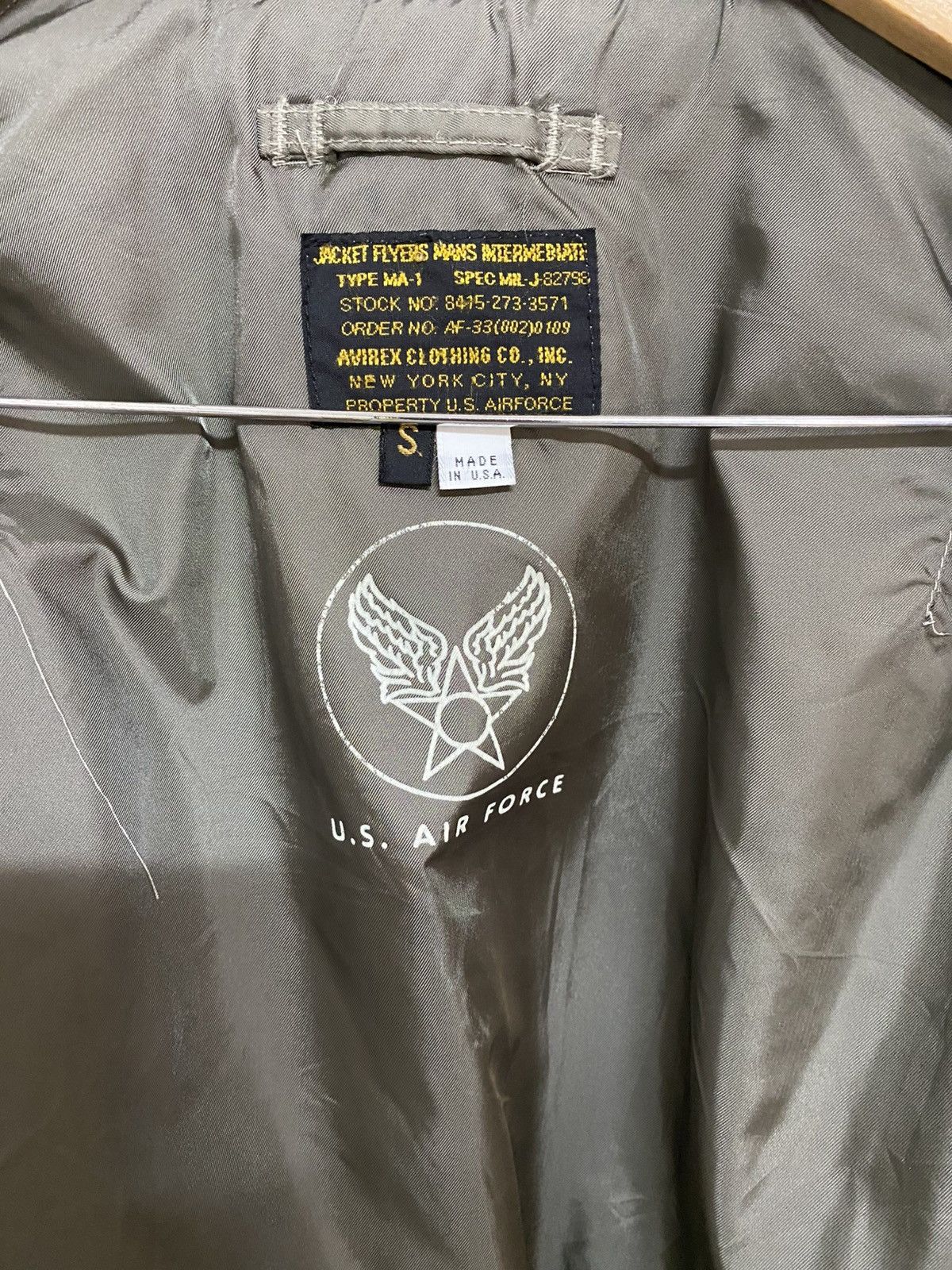 Avirex Ma 1 - Vtg Avirex MA-1 Dragon Flight Bomber Jacket USAF Size US S / EU 44-46 / 1 - 12 Thumbnail