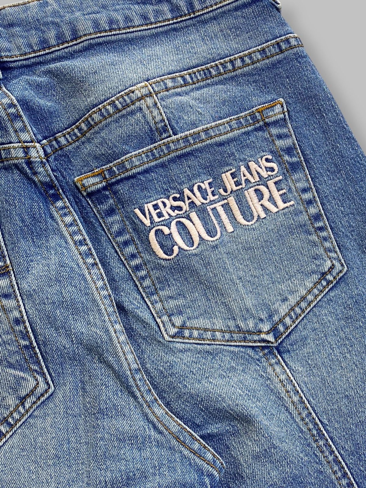 Versace Versace Jeans Couture Crop Flared Washed Denim Jeans Pants Size 28" / US 6 / IT 42 - 4 Thumbnail