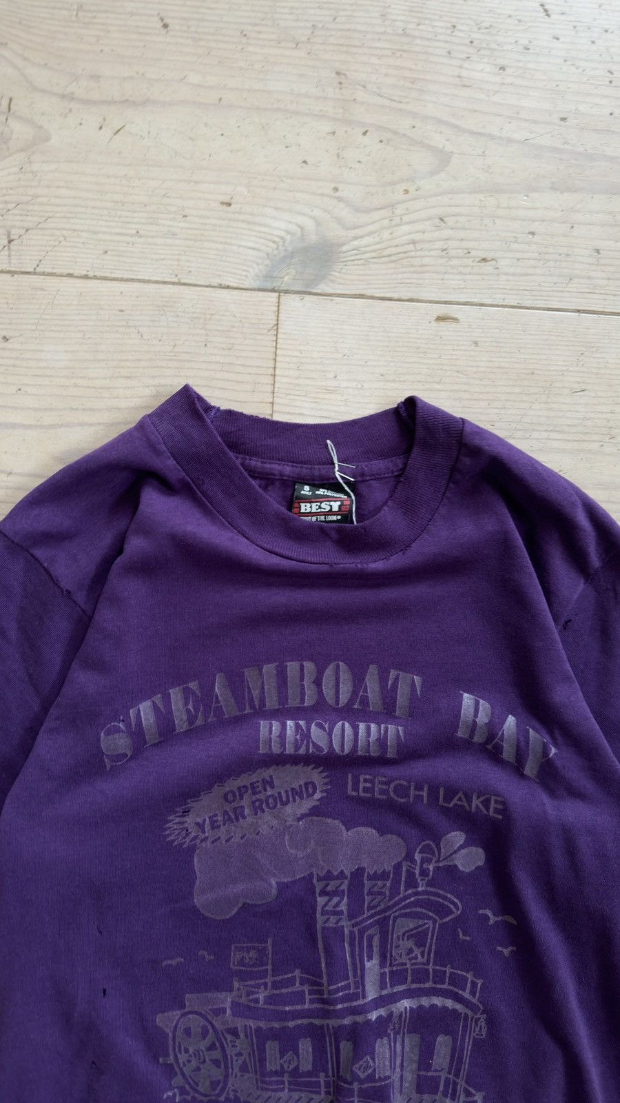 Vintage 1990 Single stitch Made in USA Steamboat Bay Restort T-shirt Size US S / EU 44-46 / 1 - 2 Thumbnail