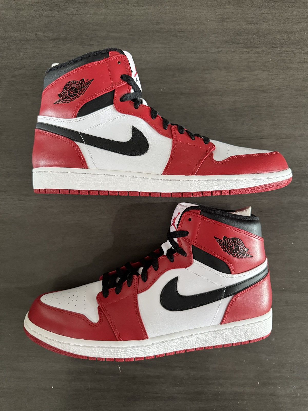 Jordan Brand Jordan 1 High OG Chicago 2013 Size US 13 / EU 46 - 1 Thumbnail