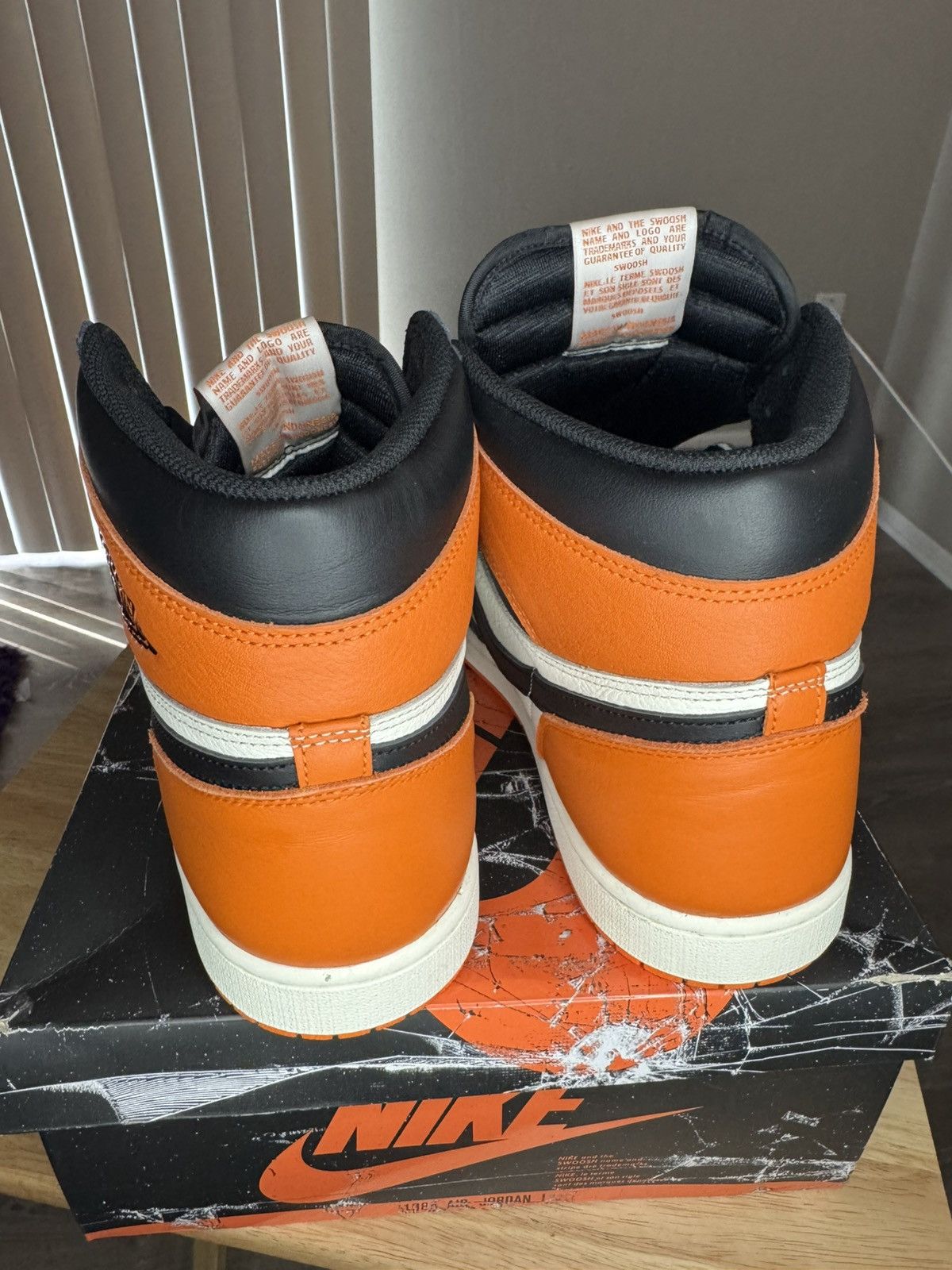 Jordan Brand Air Jordan 1 Retro High OG ‘Shattered Backboard’ 2025 Size US 14 / EU 47 - 4 Thumbnail
