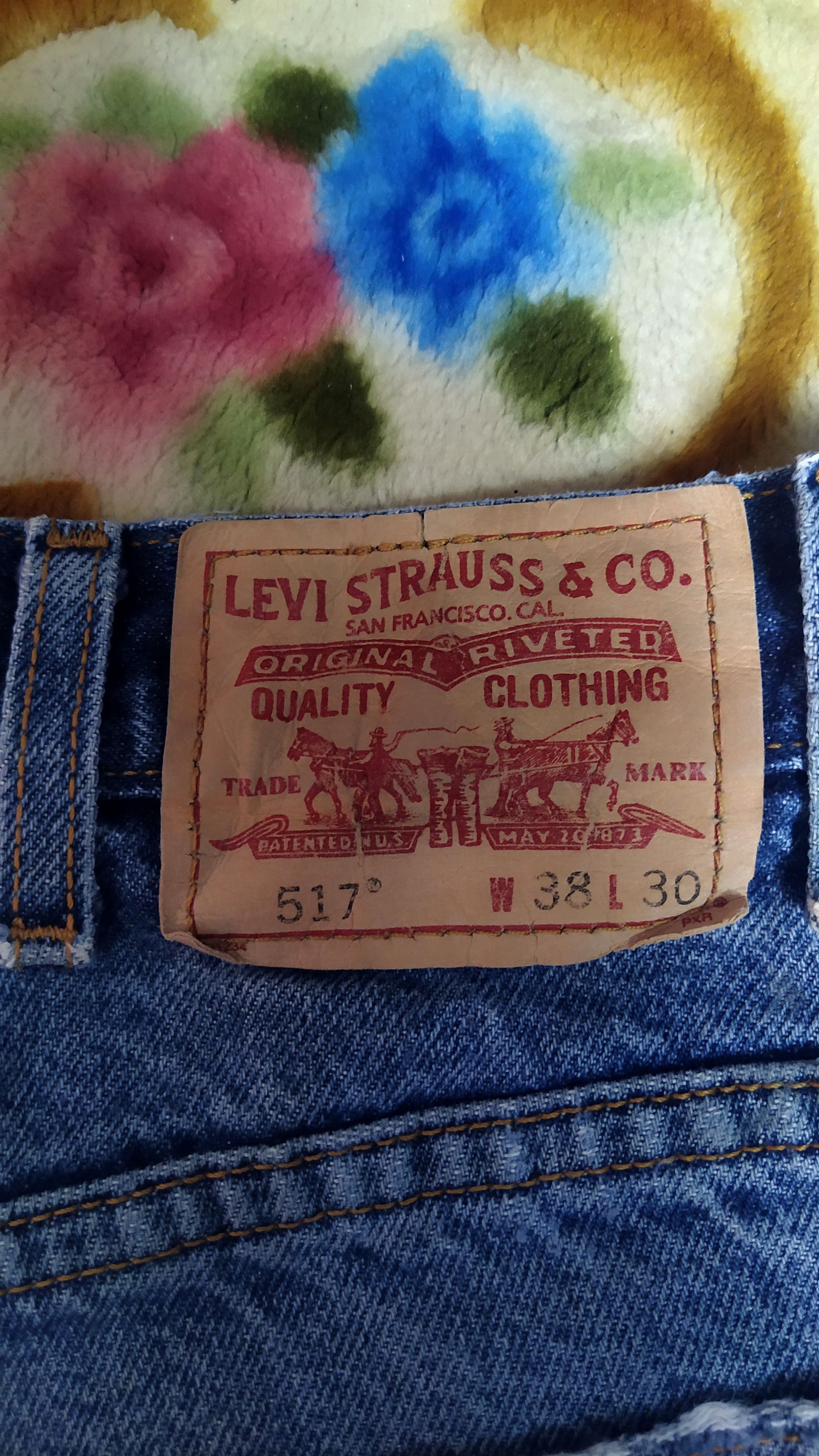 Levi's Vintage Levis Boot cut 517 distressed denim Size US 37 - 8 Thumbnail