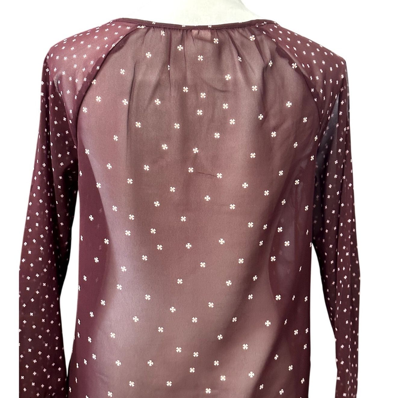 Old Navy Old Navy Sheer Blouse Long Sleeves Maroon Women's XS Size XS / US 0-2 / IT 36-38 - 5 Thumbnail